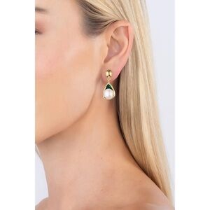 Eye Candy LA Agnes Pearl Drop Earrings
